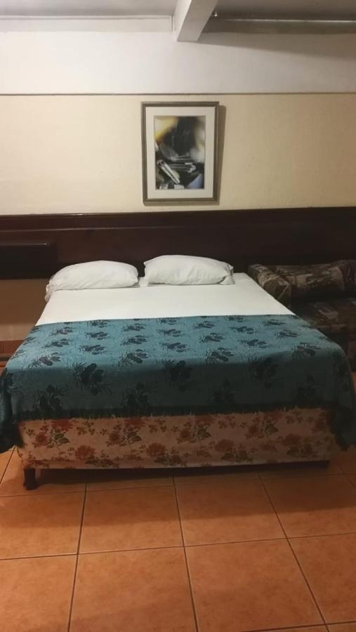 Hotel Carnetta'S House Maraval Zewnętrze zdjęcie